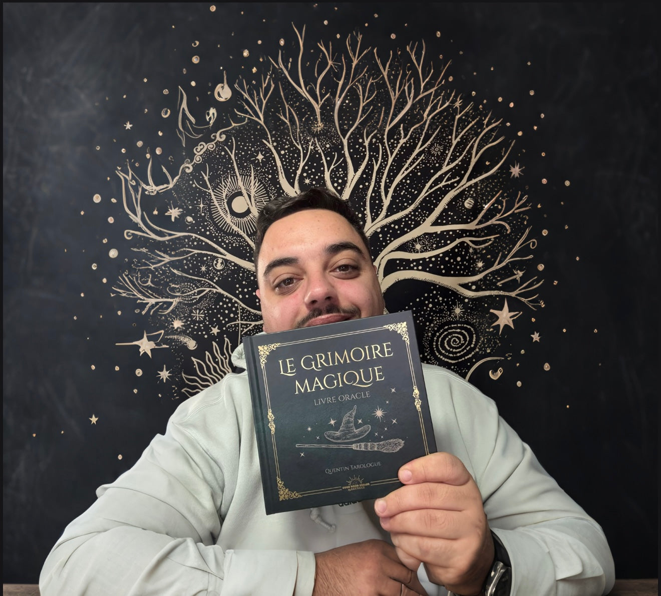 LIVRE ORACLE LE GRIMOIRE MAGIQUE DEDICASSÉ